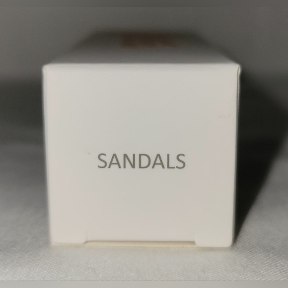 Floss. The Concierge Cheek and Lip Tint - Picture 4 of 7